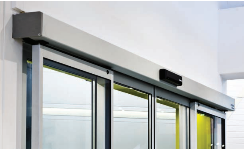 LABEL ETERNA TELESCOPIC  complete achterbalk L=6000 silver geanodiseerde kap + 1 combi sensor Ixio-dt